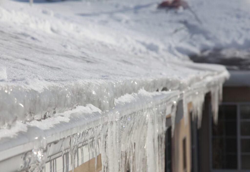 Ice Dam Removal Ottawa 4